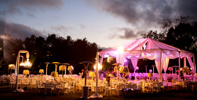 Outdoor weddings make great photo opportunities